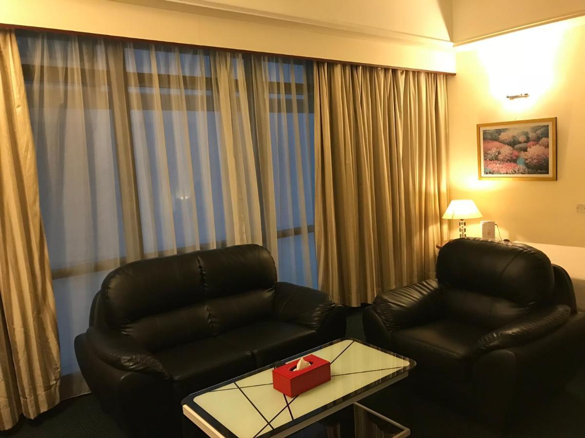 Queens Service Suites At Times Square Kl Куала-Лумпур Екстер'єр фото